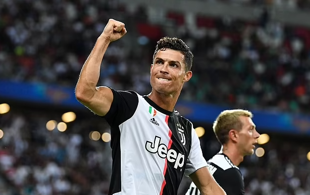 Juventus តម្រូវឱ្យបង់ប្រាក់ជាង ១០លានដុល្លារ ដែលជាប្រាក់ជំពាក់ Ronaldo